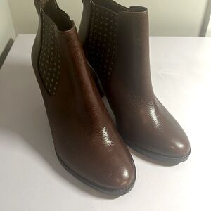 Antonio Melanie ankle boots